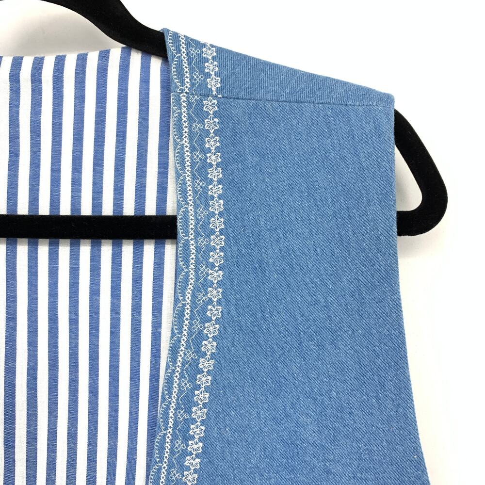 VTG Denim Vest Sz L Embroidered Floral Button Detail Cottagecore Coastal Grandma - Picture 3 of 4